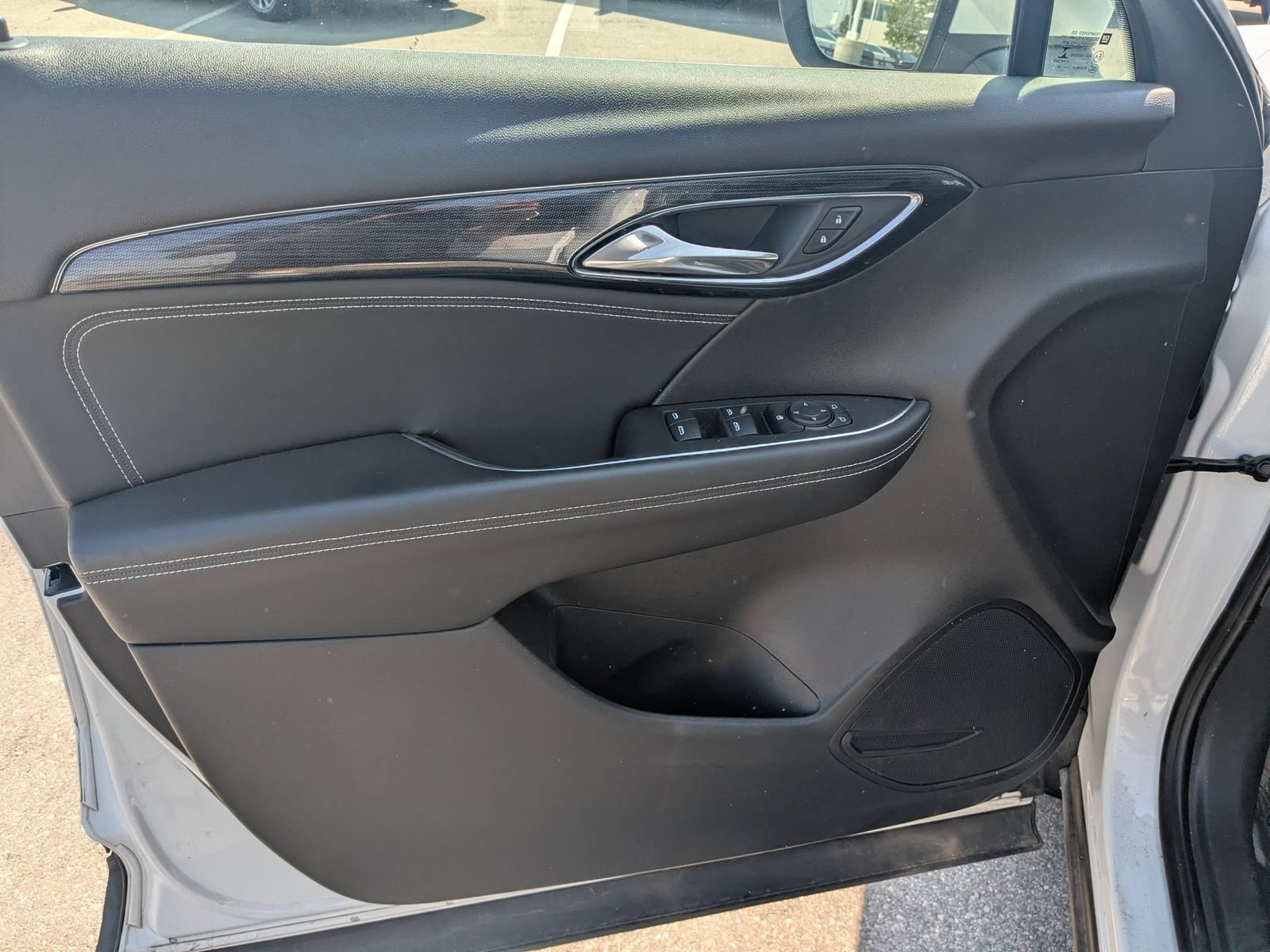 Used 2022 Buick Envision Preferred w/ Safety Package FWD image 11