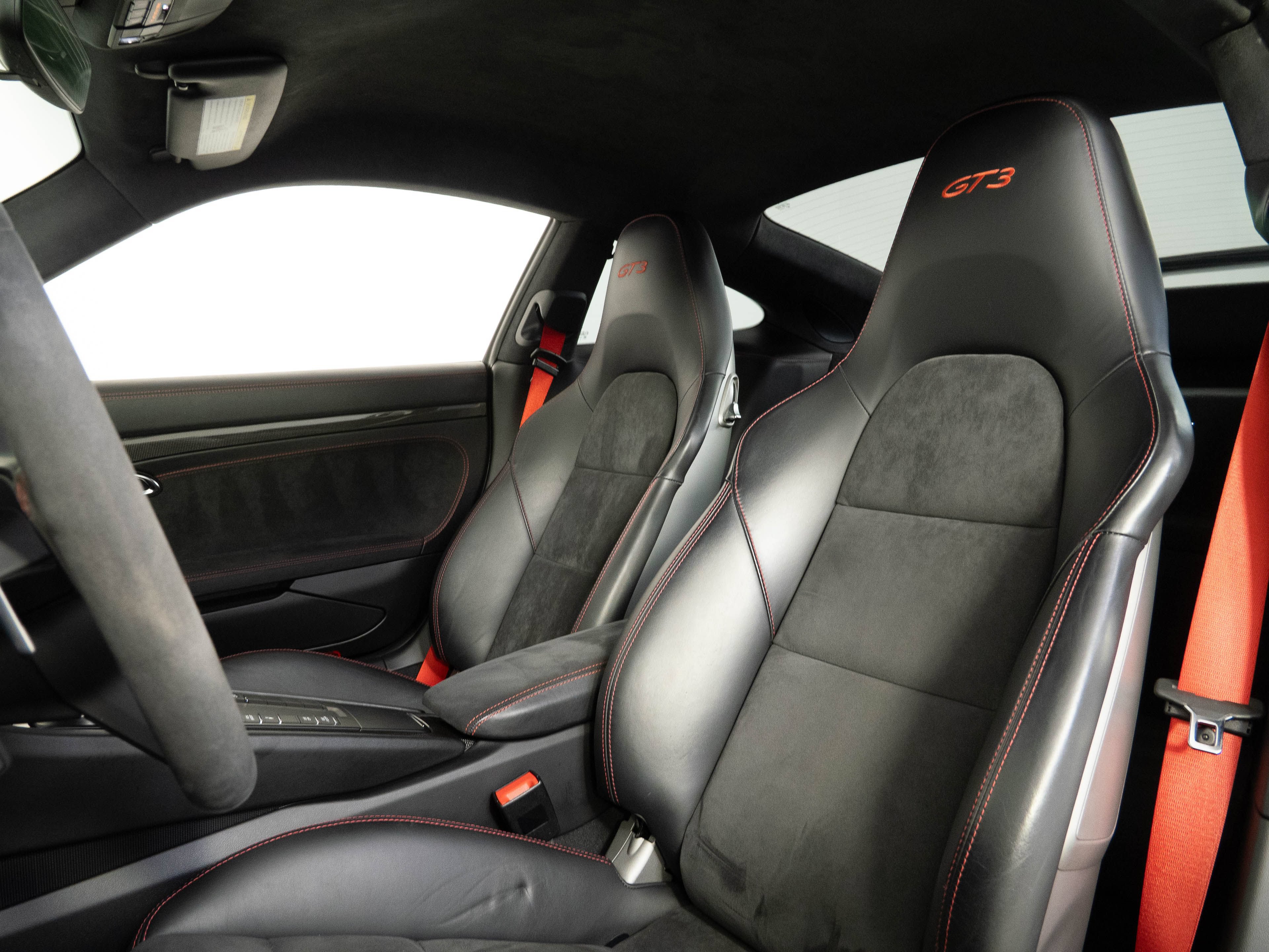 Certified 2018 Porsche 911 GT3 RWD image 5