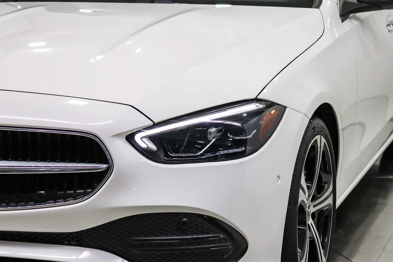 Used 2025 Mercedes-Benz C 300 Sedan image 7