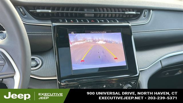 Used 2023 Jeep Grand Cherokee L Laredo AWD/4WD image 19