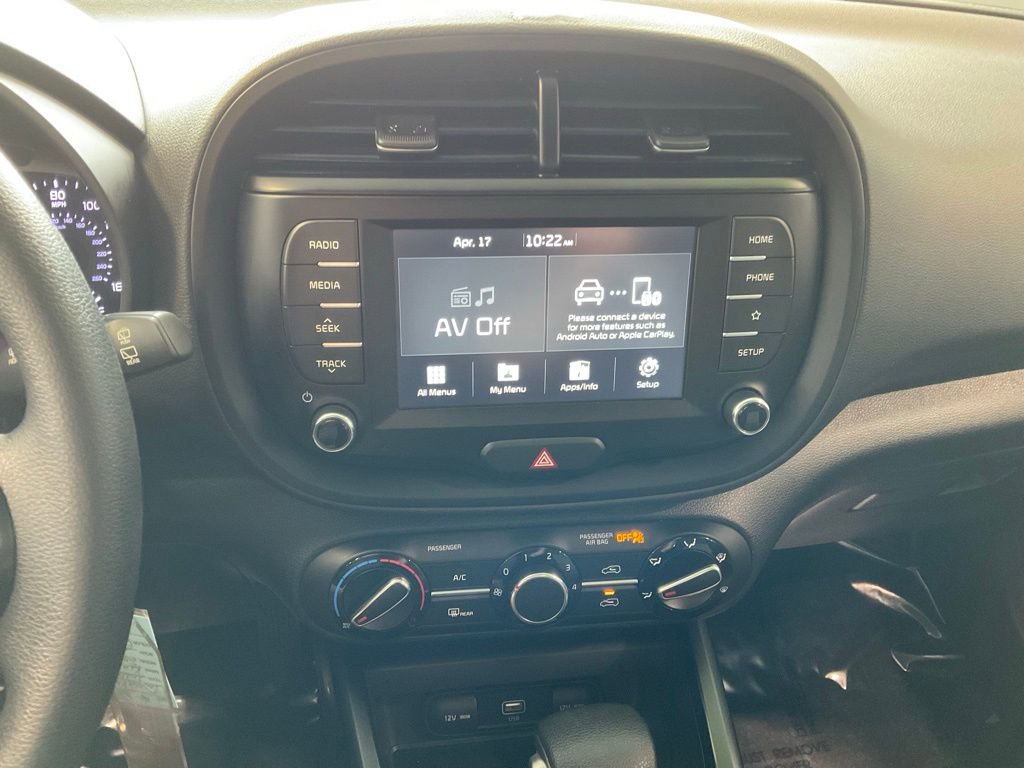 Used 2020 Kia Soul LX image 15