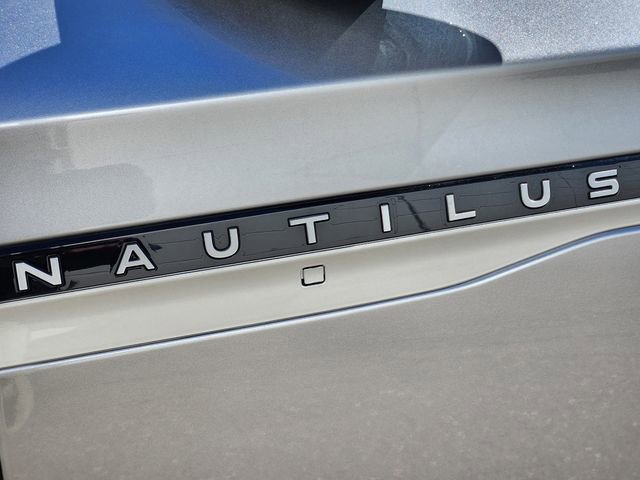 New 2026 Lincoln Nautilus Reserve image 16