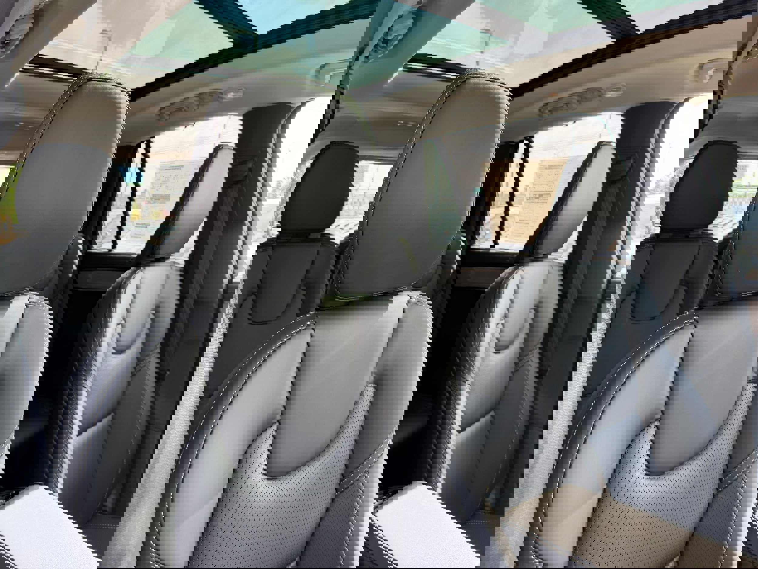 New 2026 Volvo XC90 T8 Ultra w/ Protection Package Premier image 9