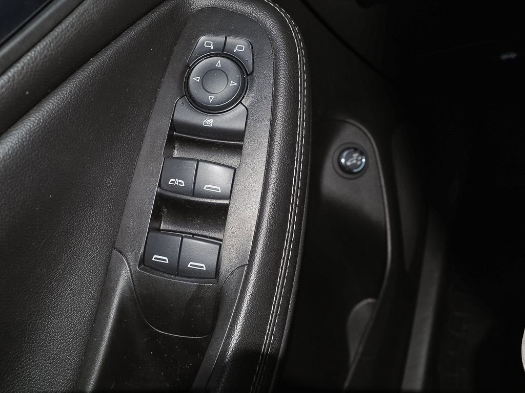 Certified 2022 Buick Encore GX Essence w/ Experience Buick Package image 31