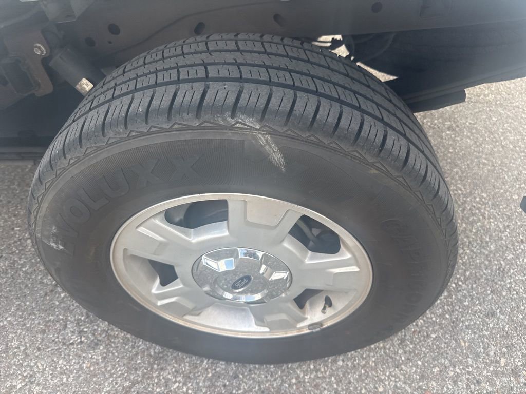 Used 2013 Ford F150 XLT w/ Trailer Tow Pkg image 10