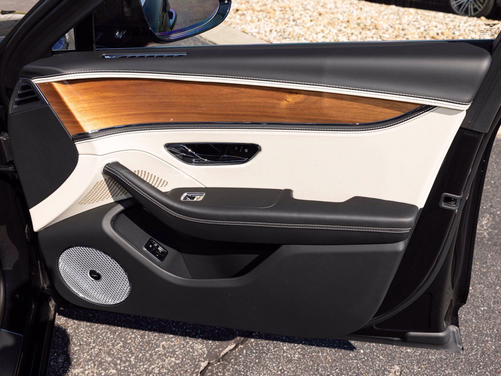 New 2027 Bentley Flying Spur AWD/4WD image 72