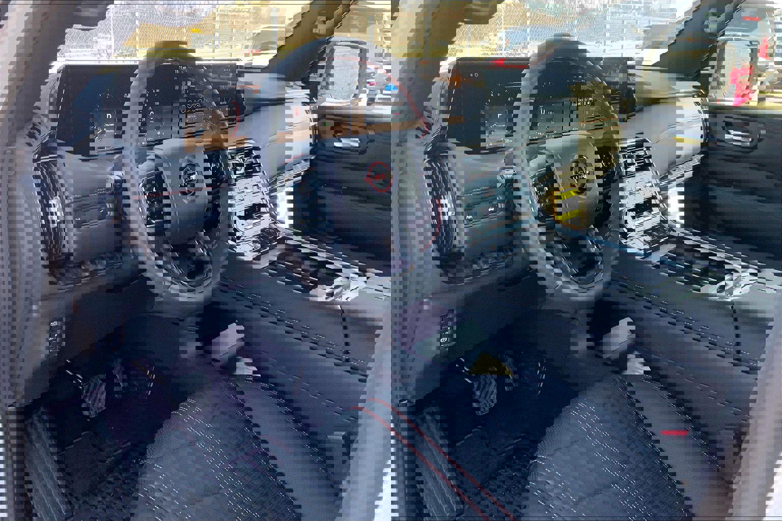 New 2025 Nissan Armada PRO-4X image 9