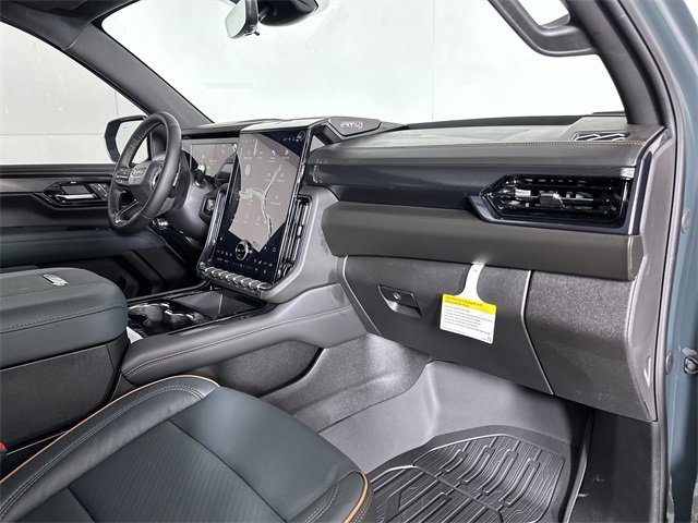 New 2026 GMC Yukon XL AT4 w/ AT4 Premium Package image 30