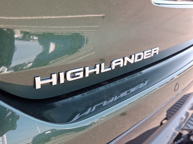 New 2025 Toyota Highlander Limited image 22