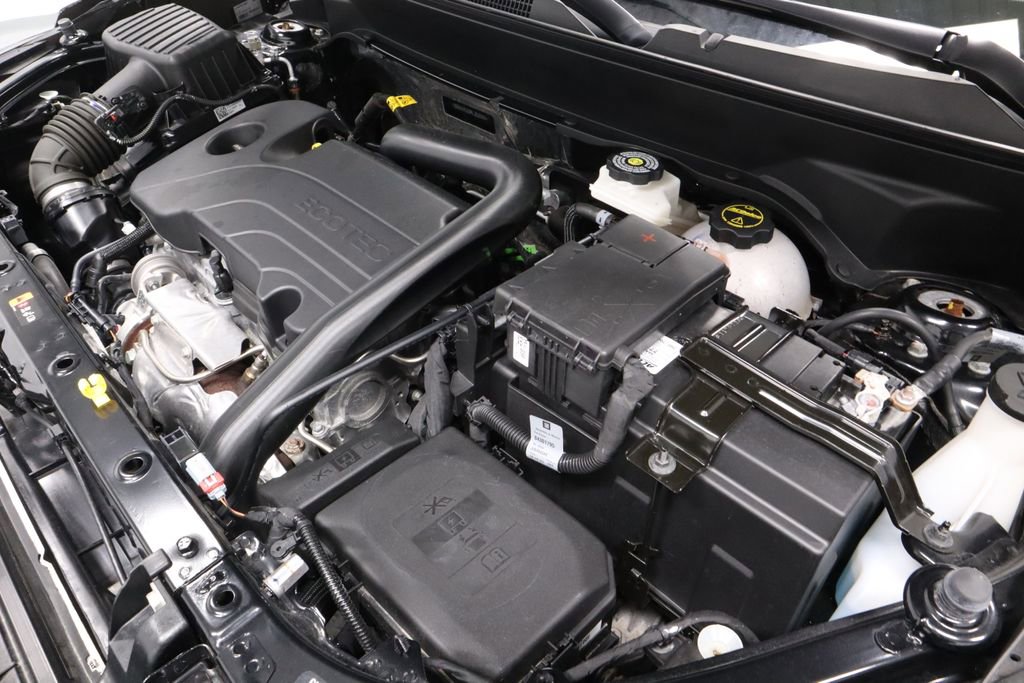 Used 2024 Chevrolet Equinox LS w/ LS Convenience Package FWD image 12