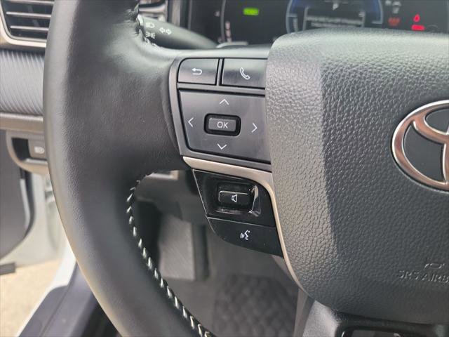 Certified 2025 Toyota Camry SE w/ Multimedia Upgrade Package image 22