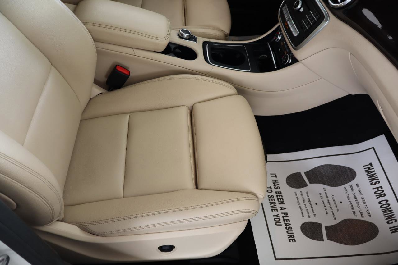 Used 2018 Mercedes-Benz CLA 250 image 38