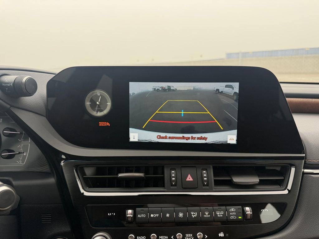 Used 2025 Lexus ES 350 w/ Premium Package image 25