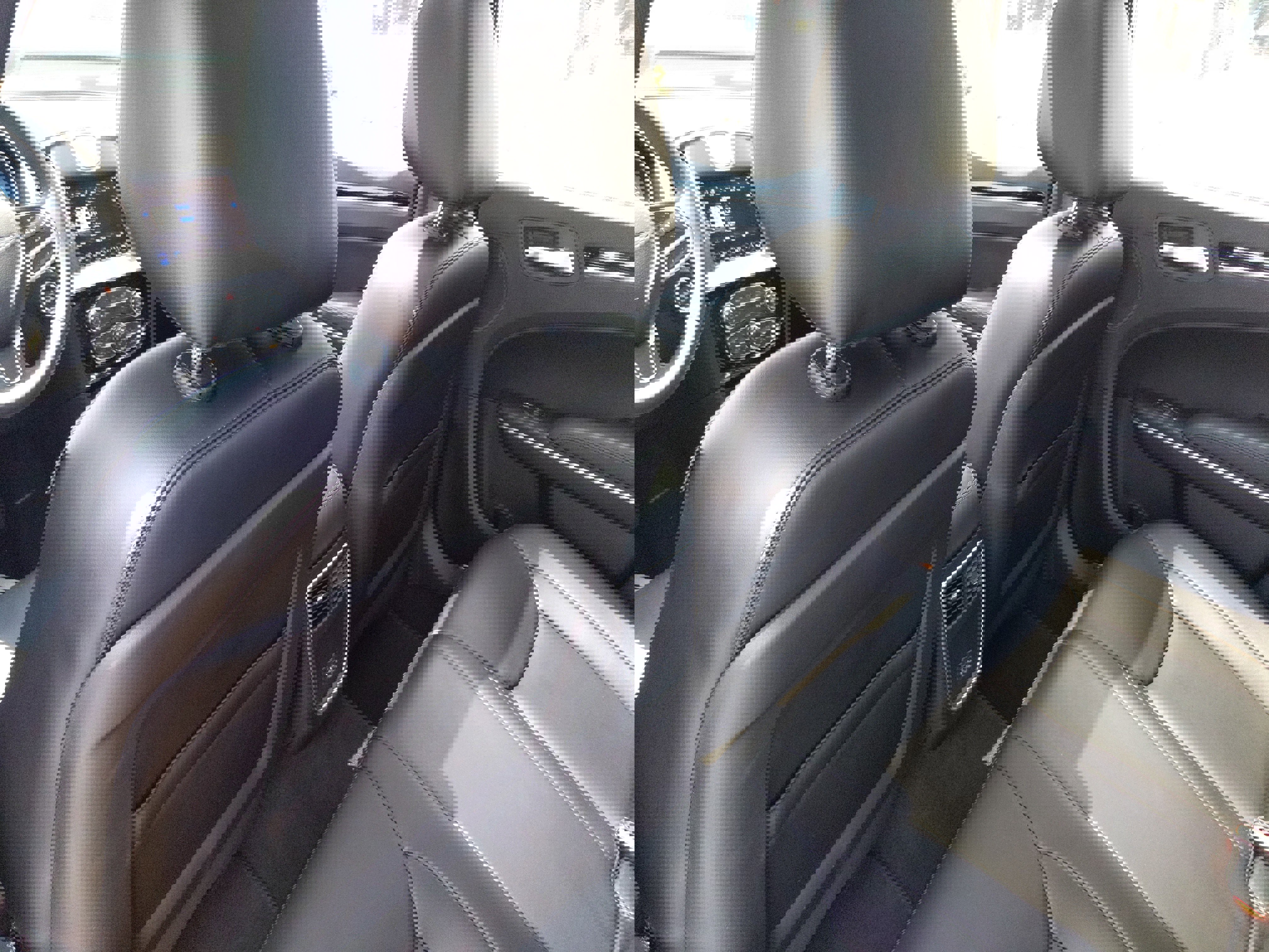 New 2023 Chrysler 300 Touring L w/ Popular Equipment Group image 16