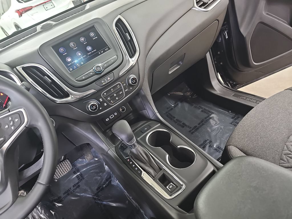 Used 2023 Chevrolet Equinox LT AWD/4WD image 24