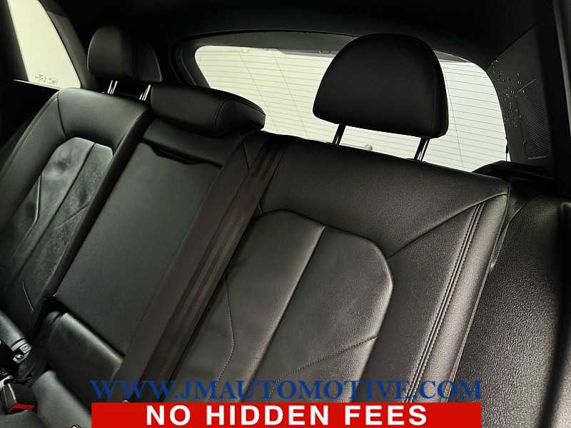 Used 2022 Audi Q3 2.0T Premium image 16