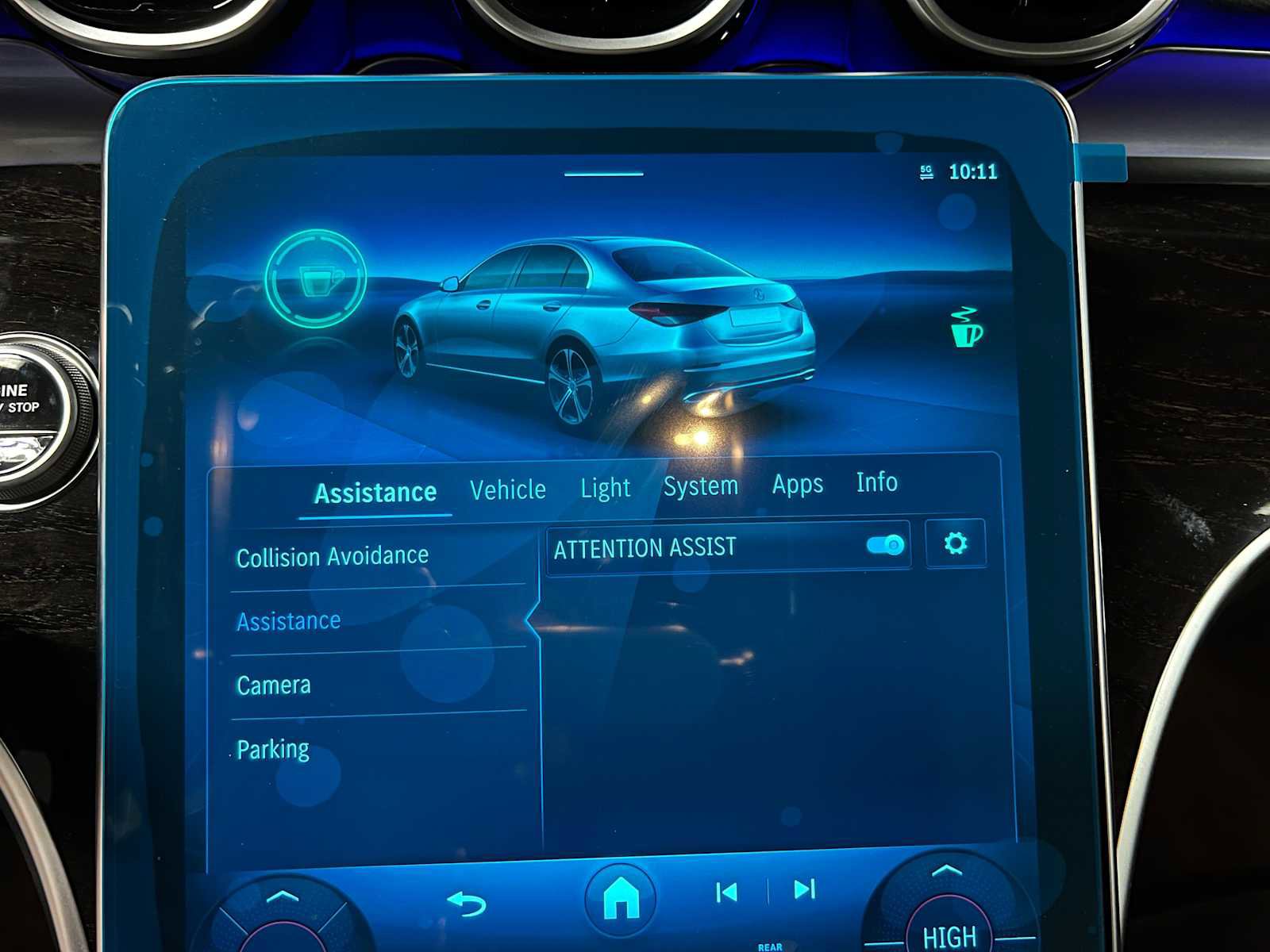 Used 2025 Mercedes-Benz C 300 4MATIC Sedan image 38