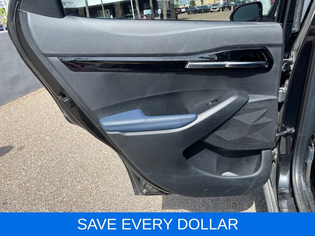 Used 2025 Kia Seltos S FWD image 14