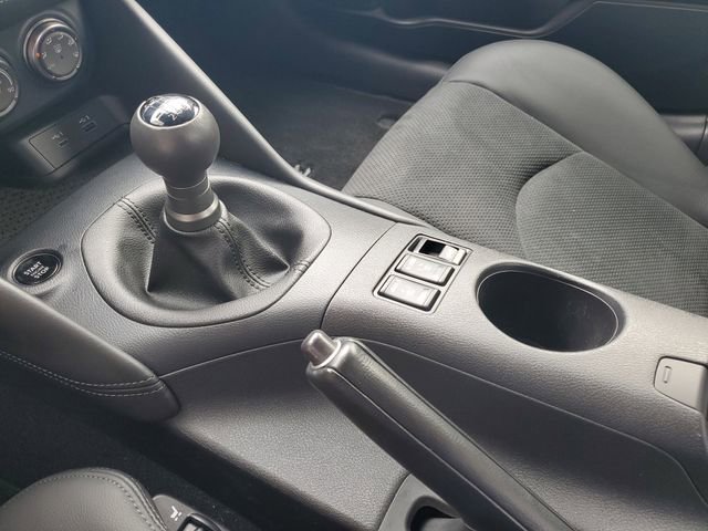 Certified 2024 Nissan Z Performance w/ Floor Mat Package image 18