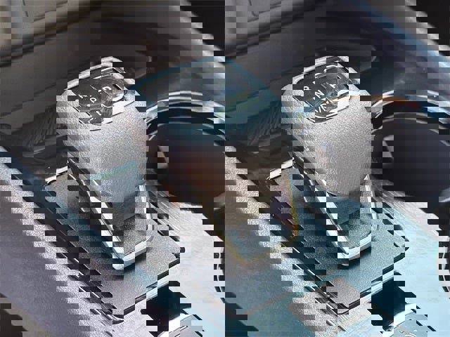 Certified 2024 Nissan Rogue SV image 28