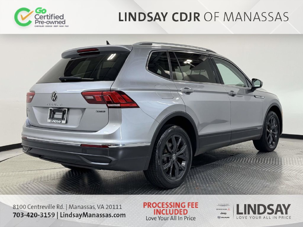 Used 2024 Volkswagen Tiguan SE AWD/4WD image 8