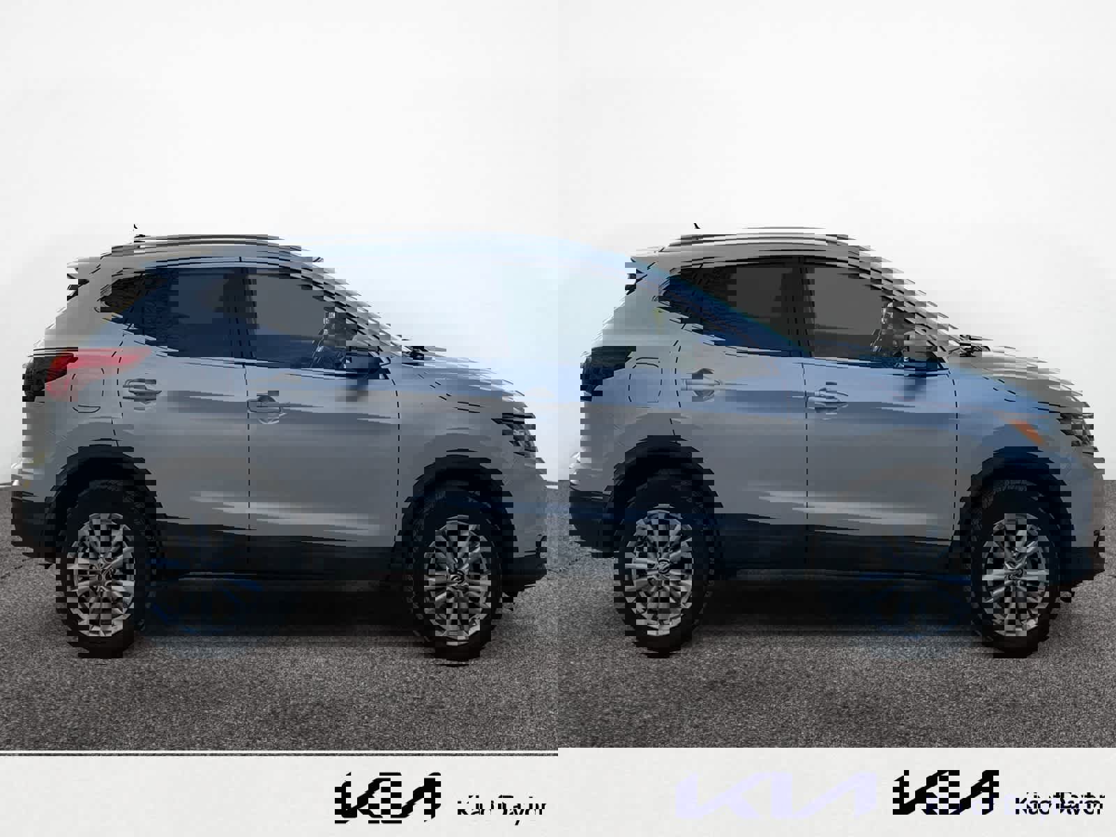 Used 2019 Nissan Rogue Sport SV image 6