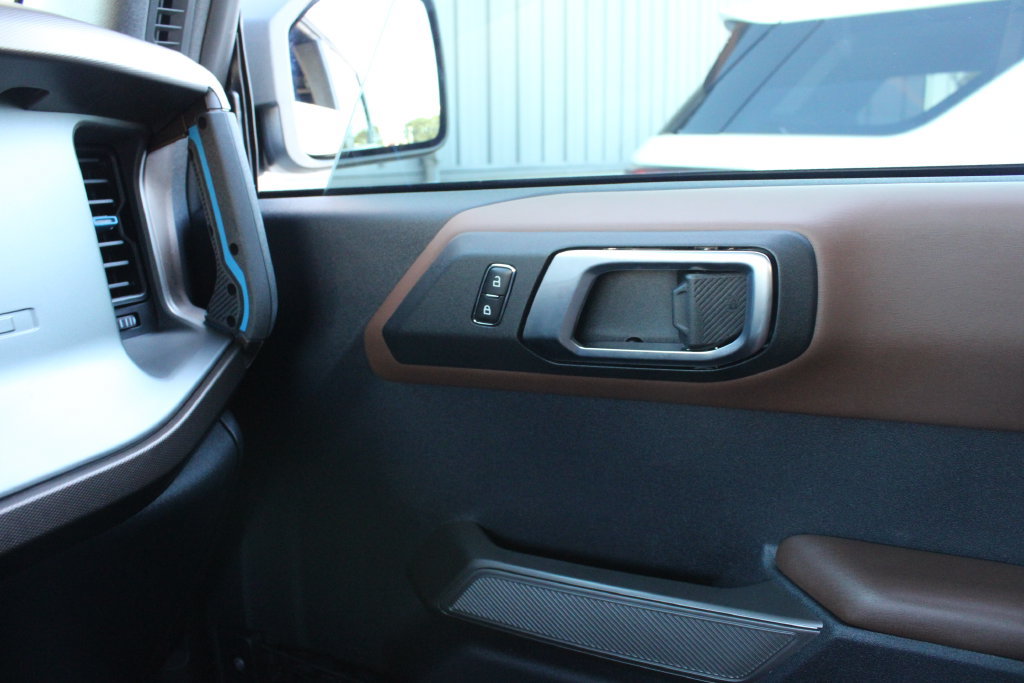 Used 2023 Ford Bronco Outer Banks AWD/4WD image 20