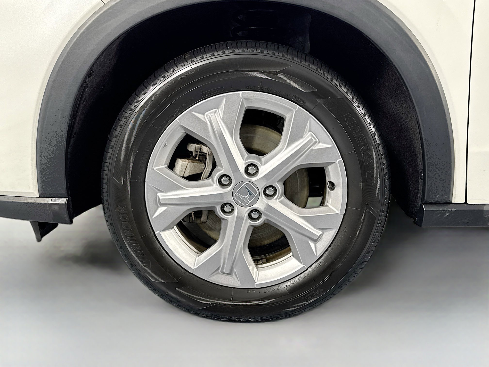 Certified 2023 Honda HR-V LX image 28