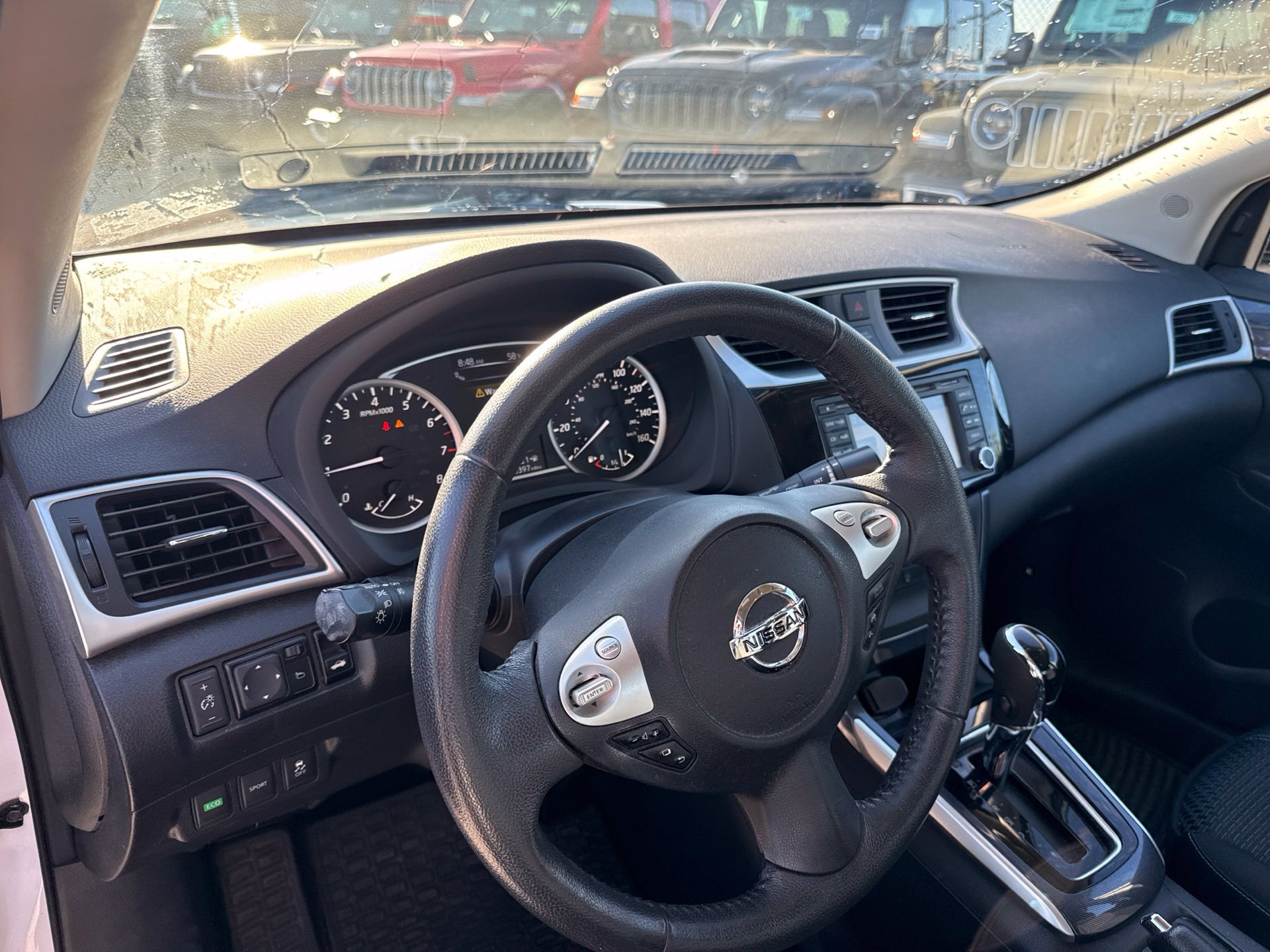 Used 2016 Nissan Sentra SR w/ Driver's Assist Package FWD image 10