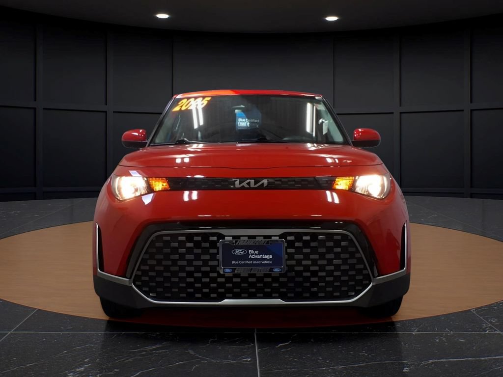Used 2025 Kia Soul EX FWD image 2