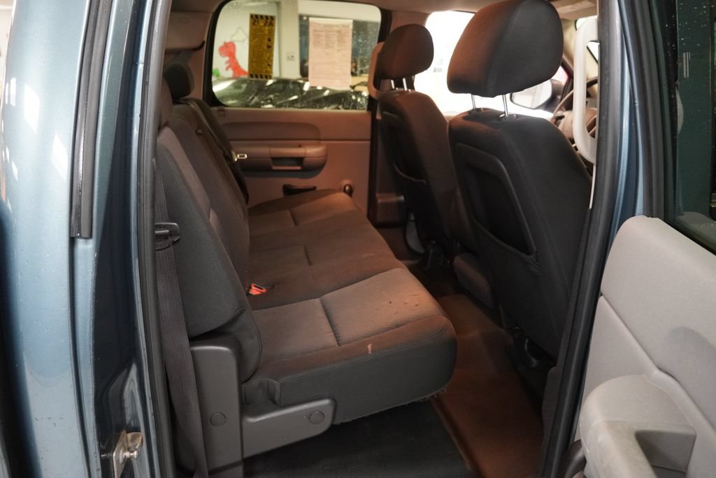 Used 2010 Chevrolet Silverado 1500 W/T AWD/4WD image 20