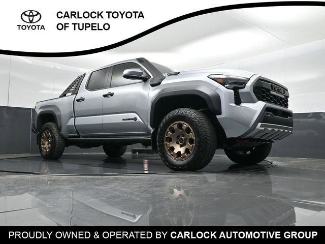 Used 2025 Toyota Tacoma Trailhunter image 51