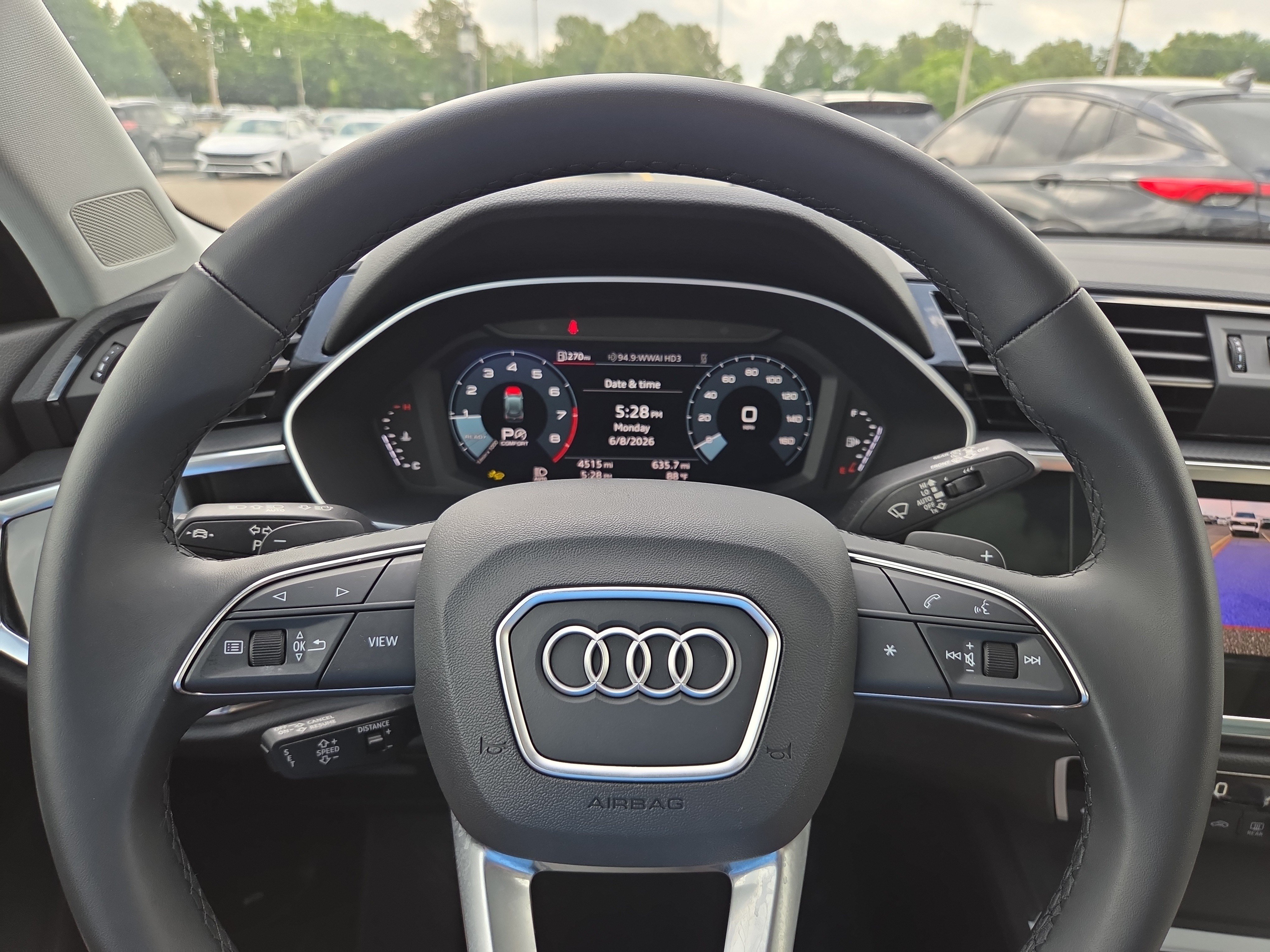 Used 2025 Audi Q3 2.0T Premium w/ Convenience Package AWD/4WD image 10