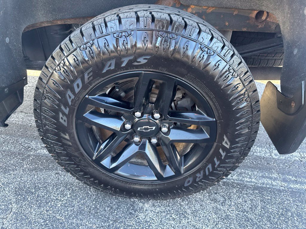 Used 2020 Chevrolet Silverado 1500 Custom Trail Boss w/ Custom Convenience Package AWD/4WD image 39