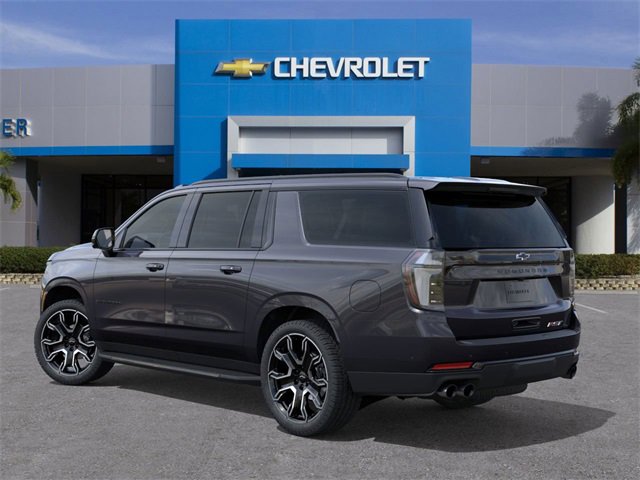 New 2026 Chevrolet Suburban RST image 3