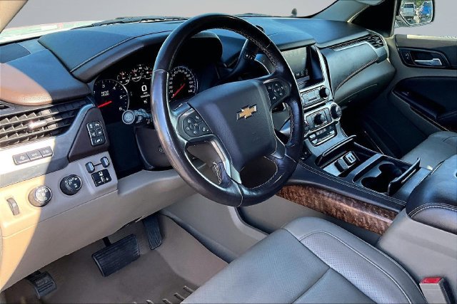 Used 2019 Chevrolet Tahoe Premier AWD/4WD image 17