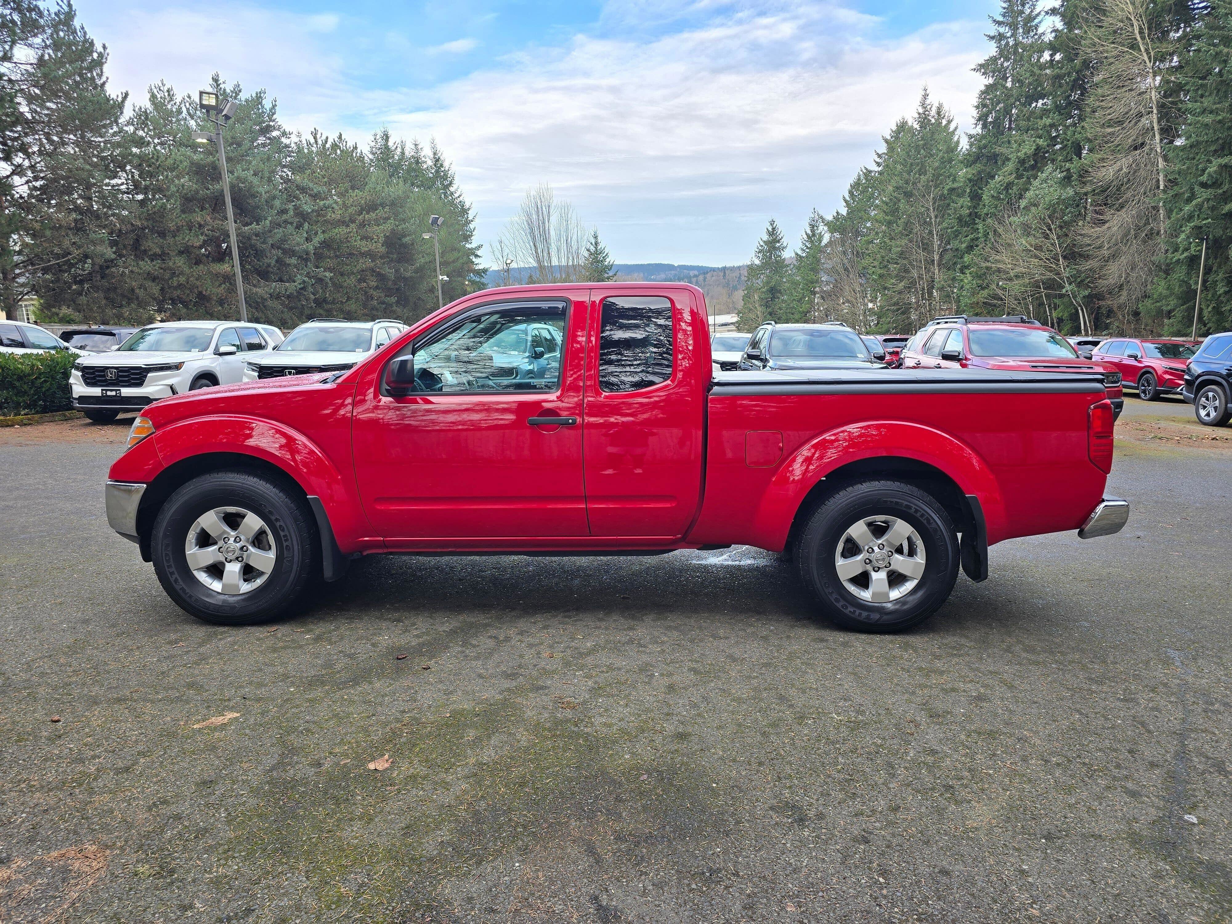 Used 2011 Nissan Frontier SV image 6