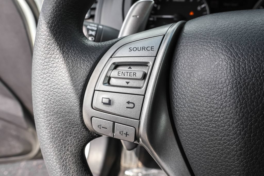 Used 2013 Nissan Altima 3.5 S FWD image 18