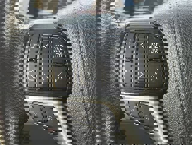 Used 2020 Toyota Sienna XLE image 26