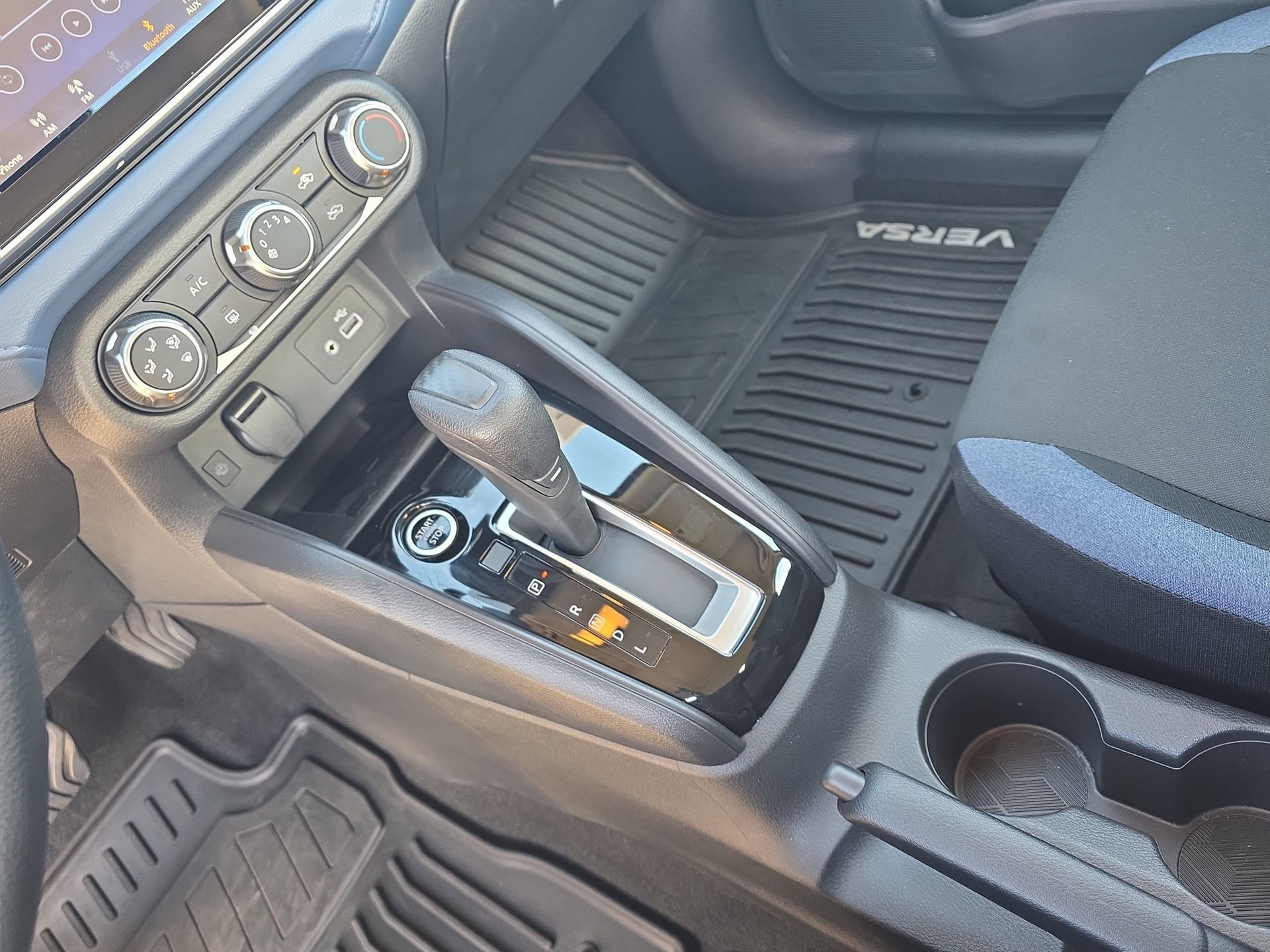 Certified 2025 Nissan Versa SV w/ Trunk Package image 24