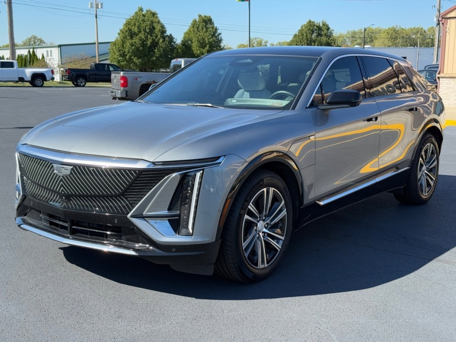 Used 2024 Cadillac Lyriq Luxury w/ LPO, Floor Liner Package image 4