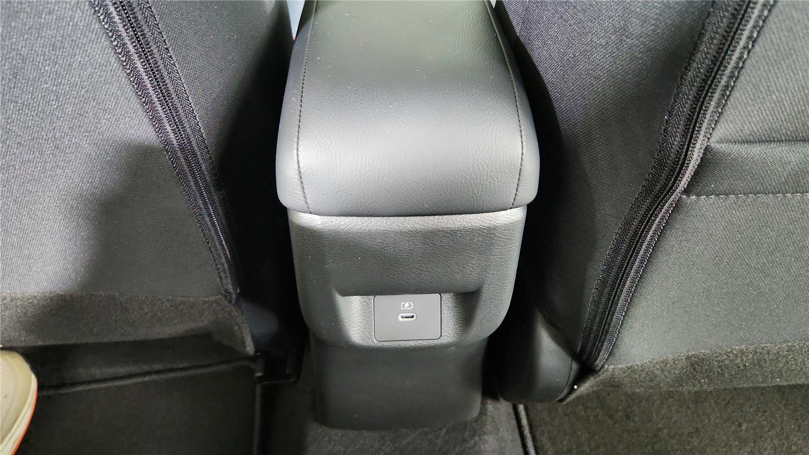 New 2025 Nissan Versa SV w/ Trunk Package image 20