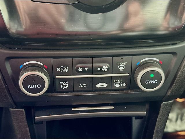 Used 2018 Acura ILX Base image 19