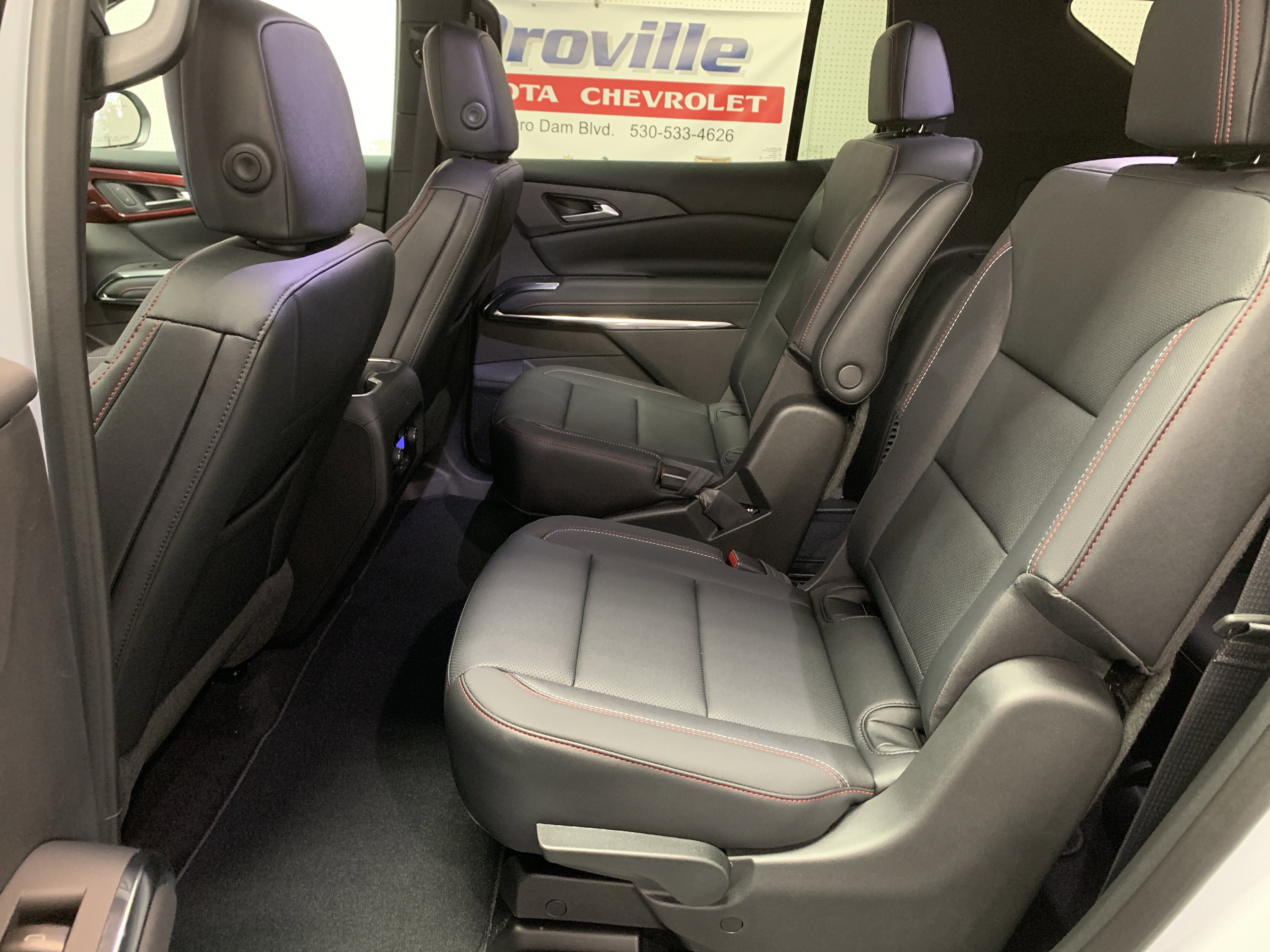 New 2026 Chevrolet Traverse Z71 image 11