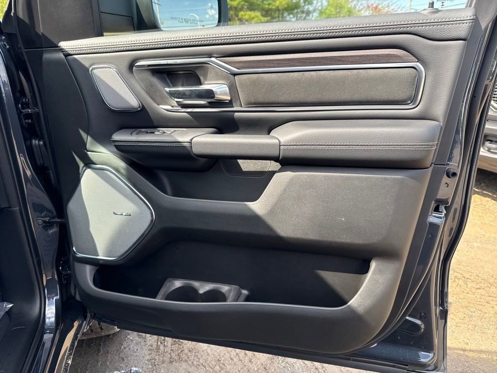New 2026 RAM 1500 Laramie AWD/4WD image 33