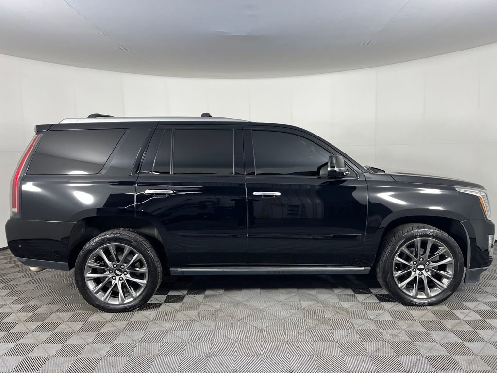 Used 2020 Cadillac Escalade Premium Luxury image 5
