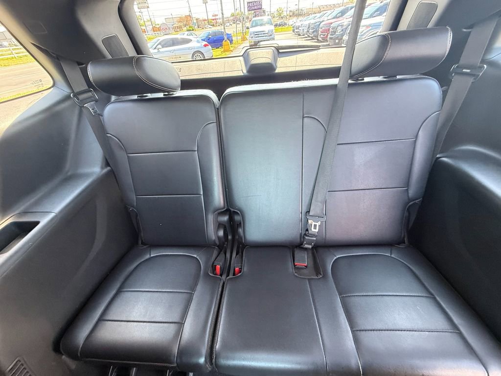 Used 2018 Chevrolet Traverse LT image 22