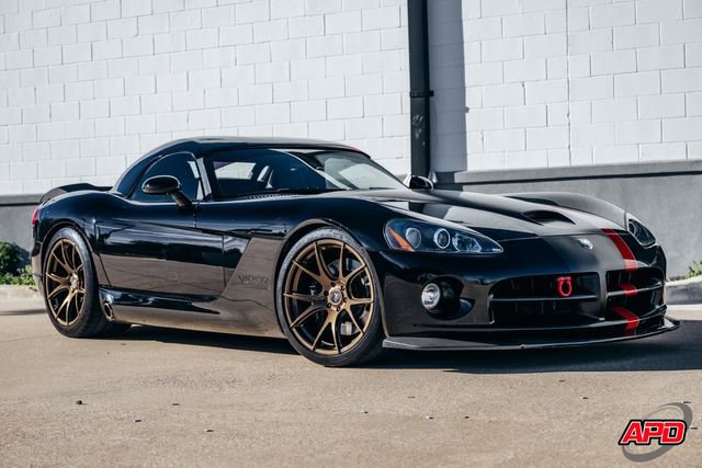 Used 2004 Dodge Viper SRT-10 image 37