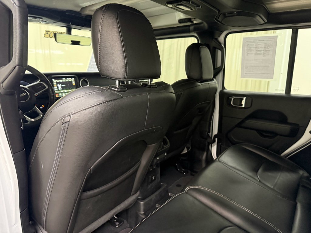 Used 2023 Jeep Wrangler Sahara w/ Cold Weather Group image 12