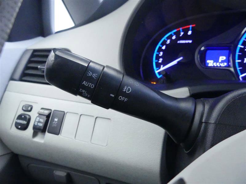 Used 2014 Toyota Sienna XLE image 14